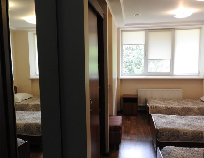 Стандарт 3-мест.1-комн.TWIN - Актив-отель «Искра»